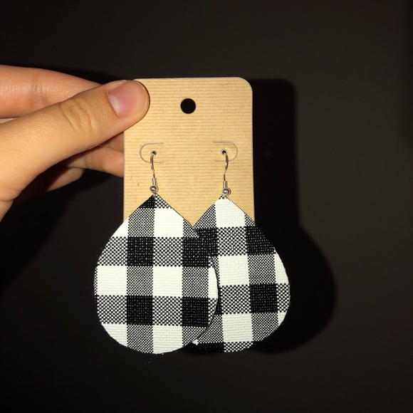 Leather Earrings - Picture 5 of 6